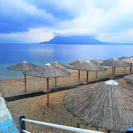 Apartman Georgios Lutrá Edipszú
